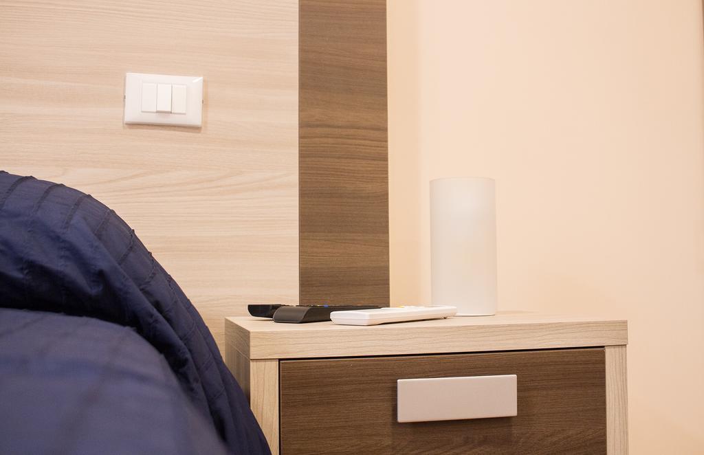 Good Night Moon Hotel Специя Екстериор снимка